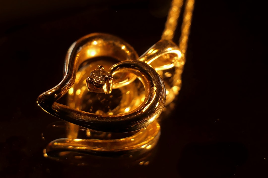 Stunning Gold Cross Pendant: A Timeless Symbol of Faith